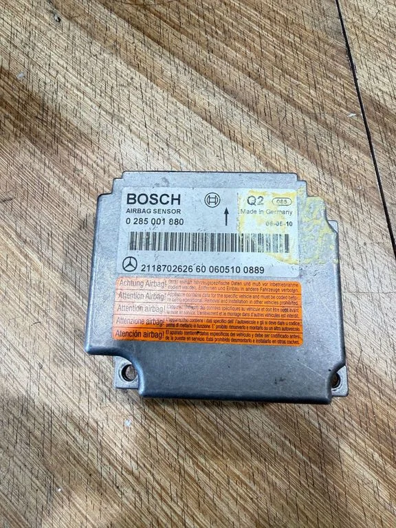 Drošības spilvenu vadības bloks 0285001880