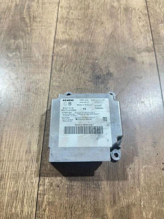 Drošības spilvenu vadības bloks 5WK42908