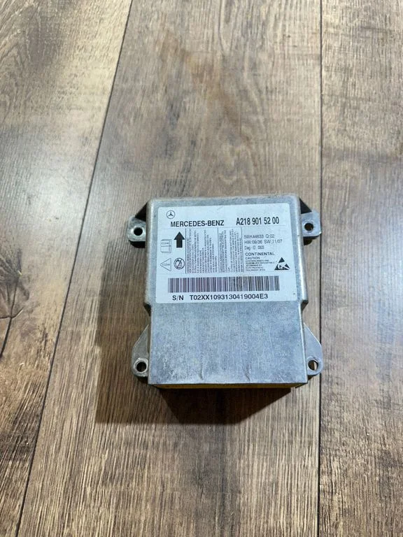 Airbag control unit/module – Mercedes-Benz CLS-Class C218 X218 (2011-2017)