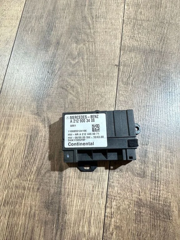 Fuel injection pump control unit/module – Mercedes-Benz C-Class AMG W204 (2007-2014)