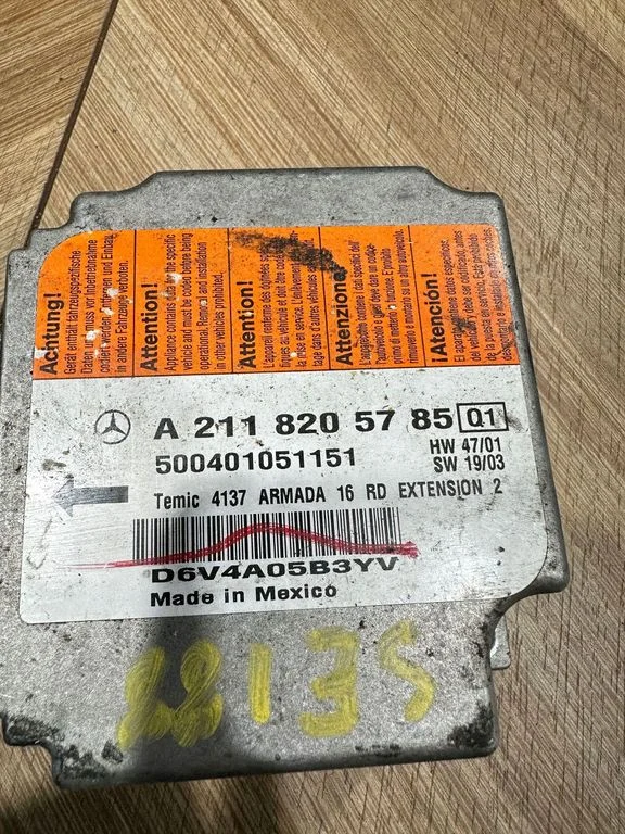 Oro pagalvių valdymo blokas