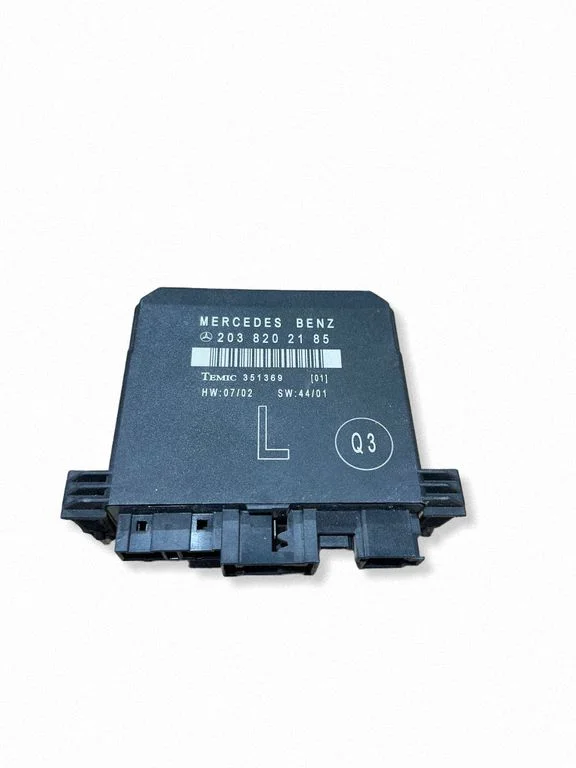 Door control unit/module – Mercedes-Benz C-Class W203 (2000-2007)