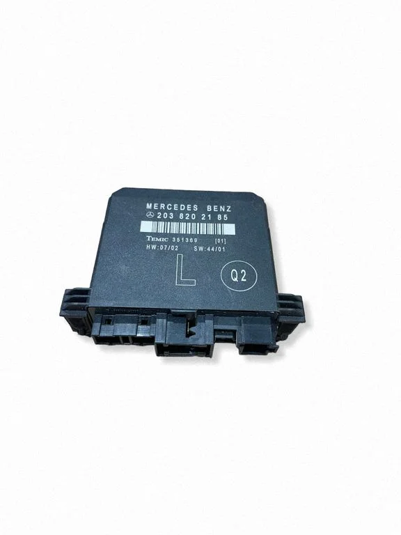 Door control unit/module – Mercedes-Benz C-Class W203 (2000-2007)