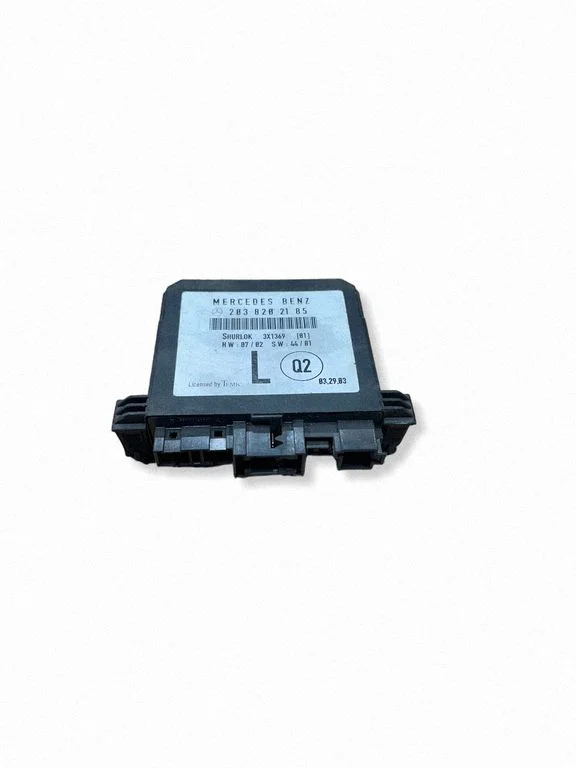 Door control unit/module – Mercedes-Benz C-Class W203 (2000-2007)
