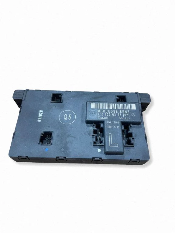 Door control unit/module – Mercedes-Benz C-Class W203 (2000-2007)