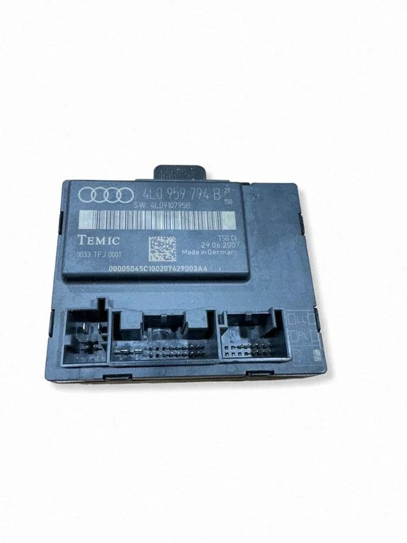 Durvju elektronikas vadības bloks 4L0959794B