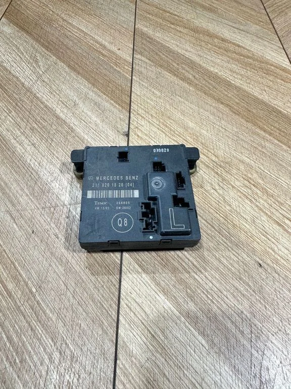 Door control unit/module 2118201526