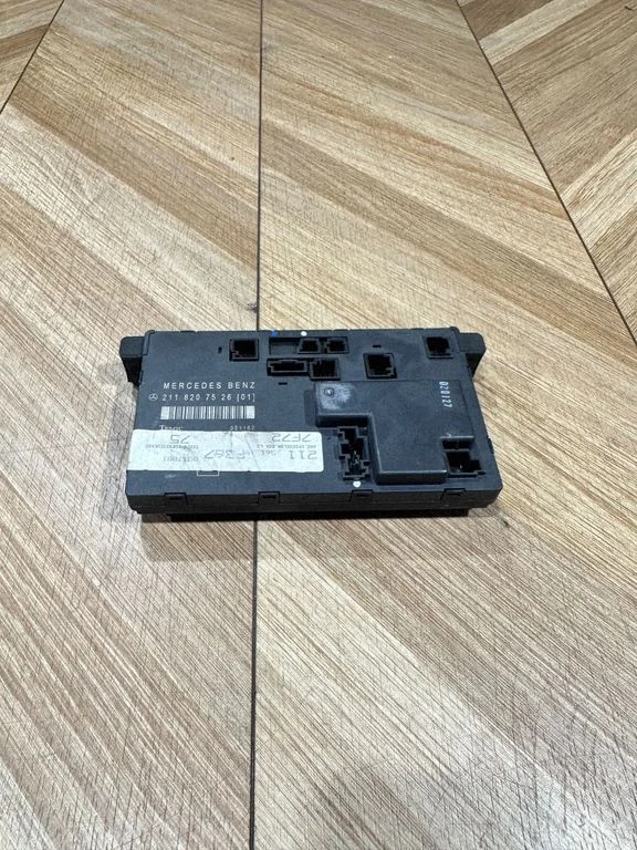 Door control unit/module 2118207526