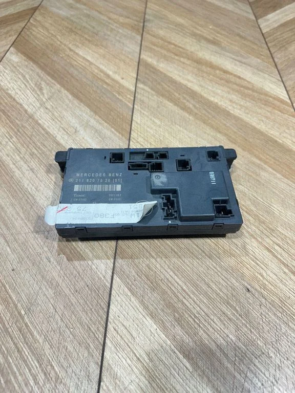 Door control unit/module 2118207526