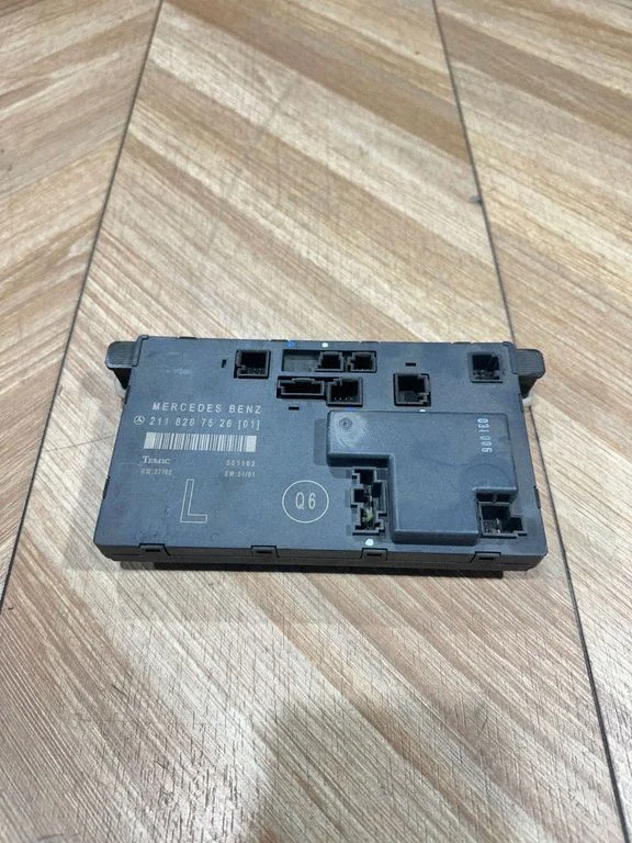Door control unit/module 2118207526