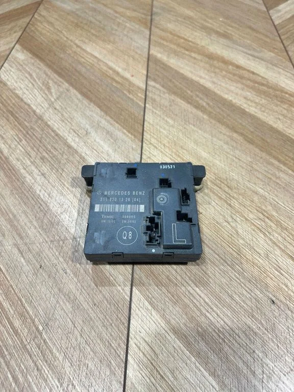 Door control unit/module 2118201526