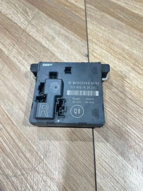 Door control unit/module 2118201626
