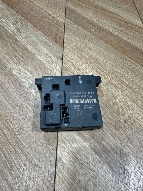 Door control unit/module 2118704126
