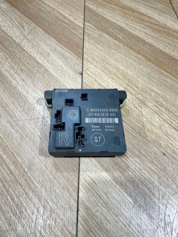Door control unit/module 2118201626