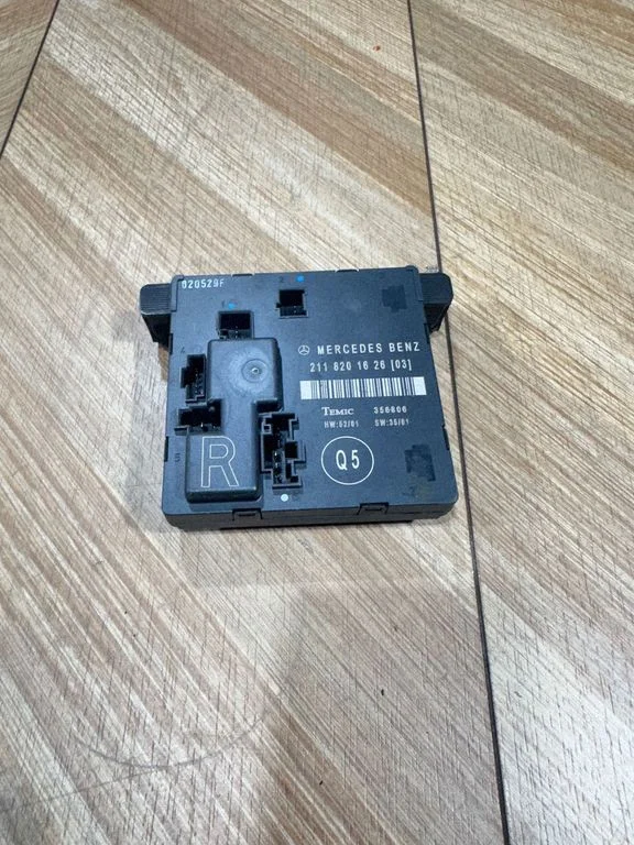 Door control unit/module 2118201626