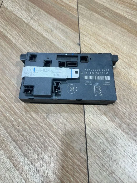 Door control unit/module 2118200426