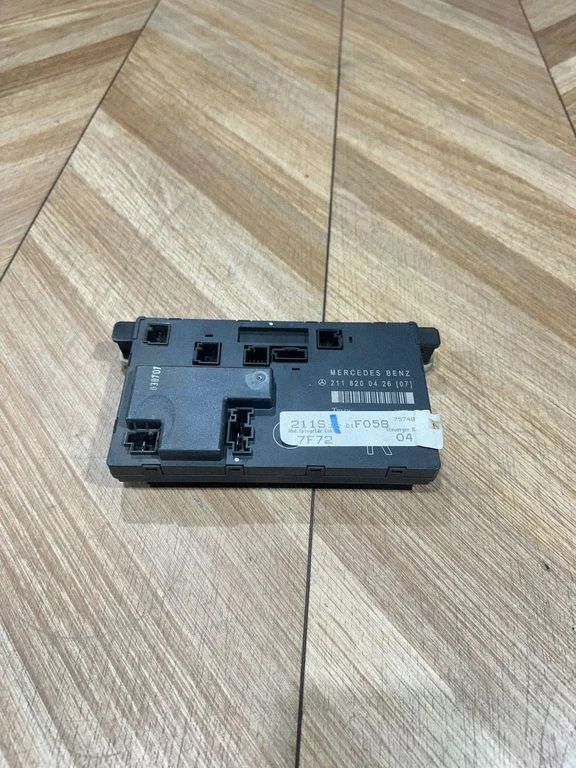 Door control unit/module 2118200426