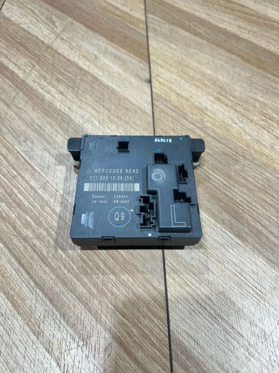Door control unit/module 2118201526