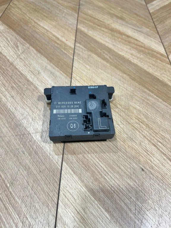 Durvju elektronikas vadības bloks 2118201526