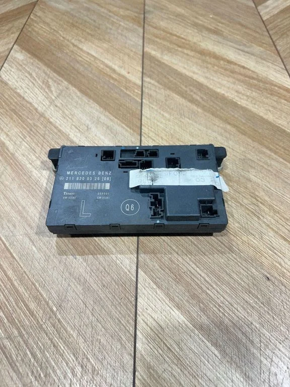Door control unit/module – Mercedes-Benz E-Class W211 (2002-2009)