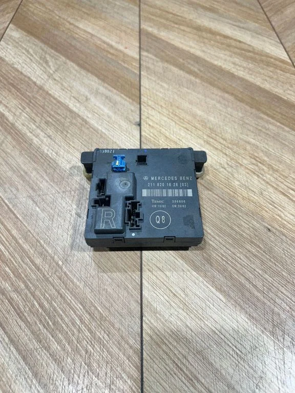 Durvju elektronikas vadības bloks – Mercedes-Benz E klase W211 (2002-2009)