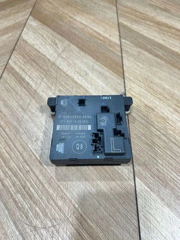 Durvju elektronikas vadības bloks 2118201526