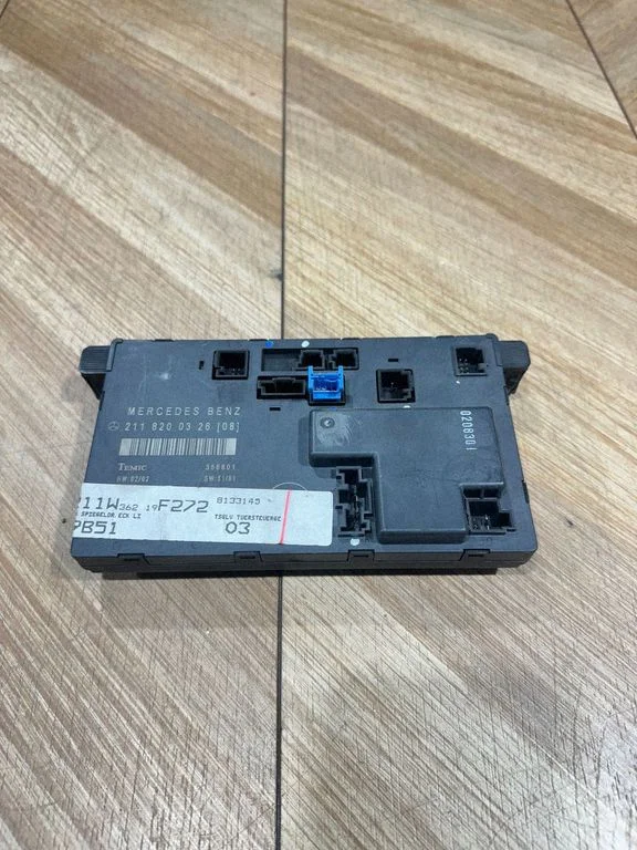 Door control unit/module – Mercedes-Benz E-Class W211 (2002-2009)