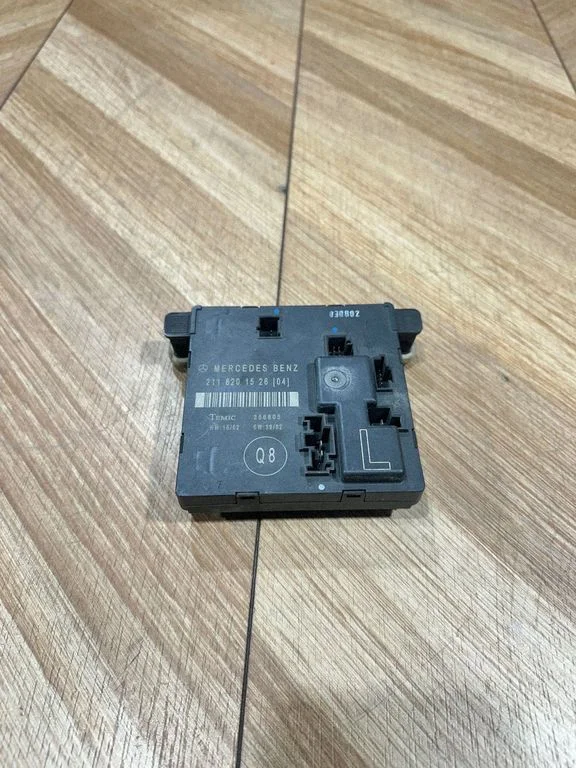 Durvju elektronikas vadības bloks – Mercedes-Benz E klase W211 (2002-2009)