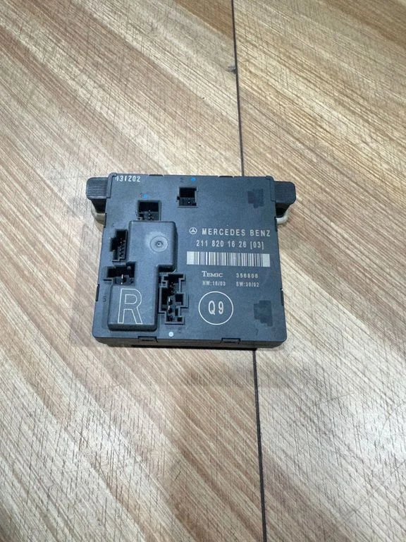 Durvju elektronikas vadības bloks – Mercedes-Benz E klase W211 (2002-2009)