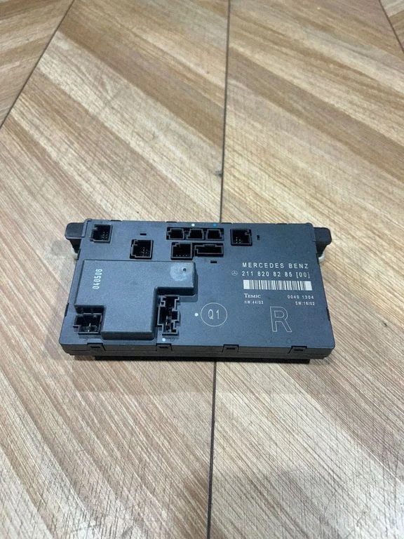 Durvju elektronikas vadības bloks – Mercedes-Benz E klase W211 (2002-2009)