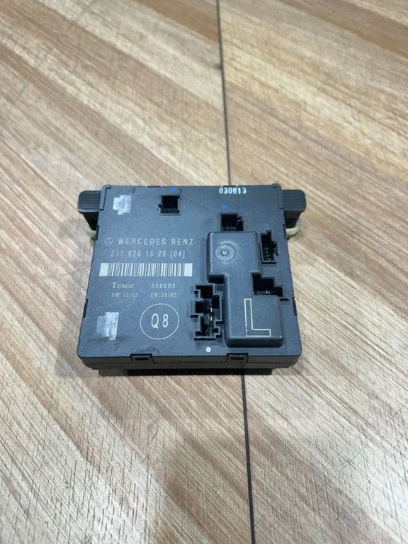 Durvju elektronikas vadības bloks – Mercedes-Benz E klase W211 (2002-2009)