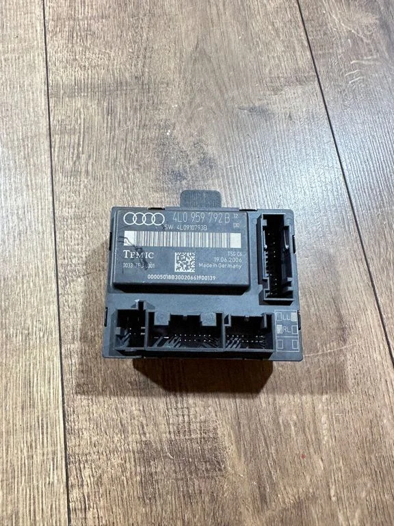 Door control unit/module 4L0959792B