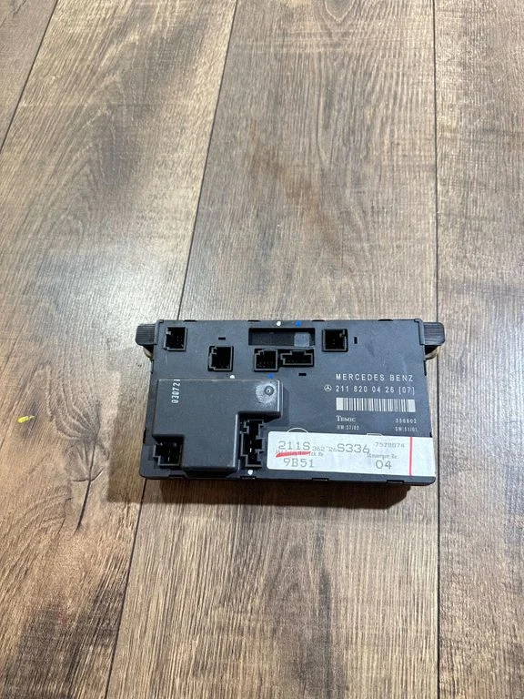 Durvju elektronikas vadības bloks – Mercedes-Benz E klase W211 (2002-2009)