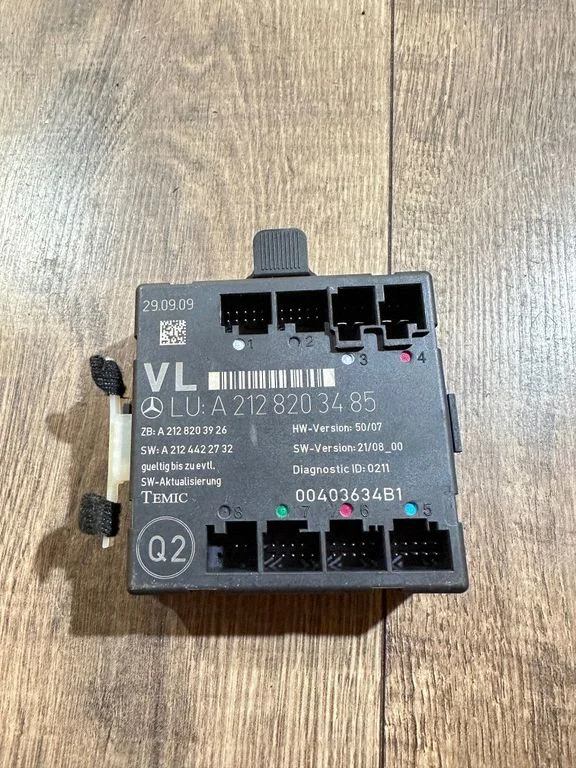 Durvju elektronikas vadības bloks – Mercedes-Benz C klase AMG W204 (2007-2014)