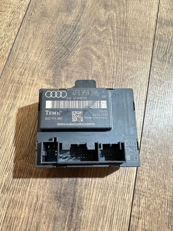 Durų elektronikos valdymo blokas
