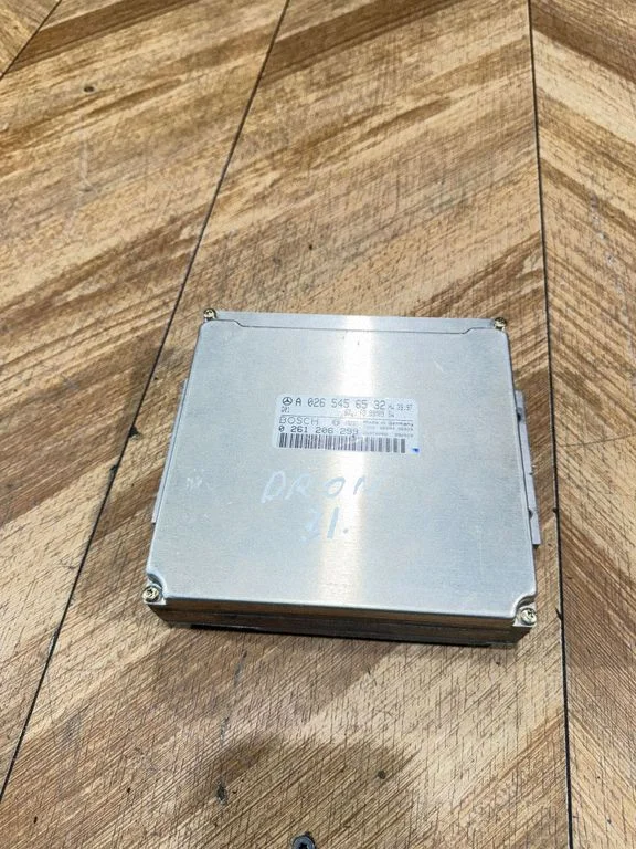 Dzinēja vadības bloks A0265456532