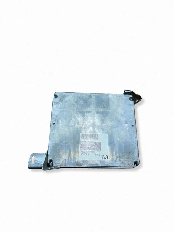 Engine control unit/module 8966105631