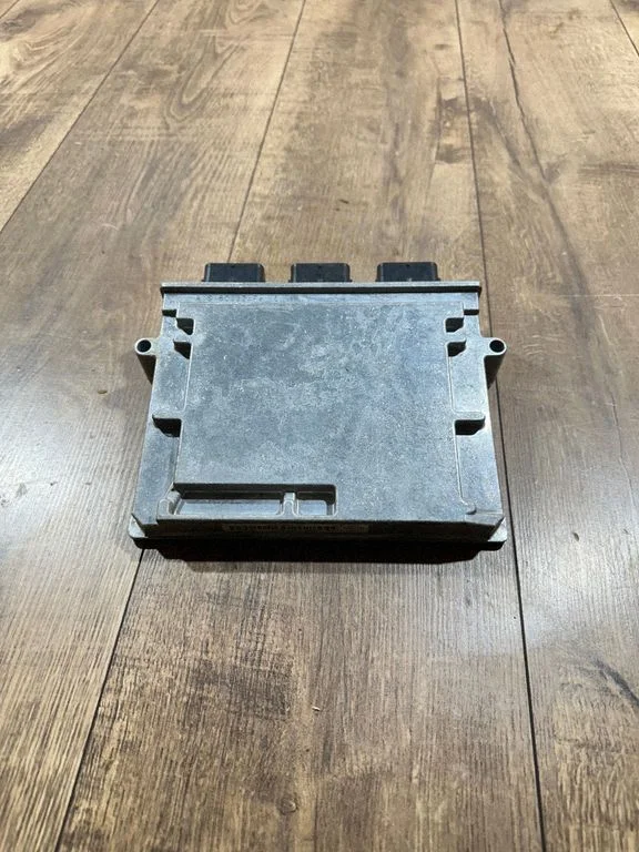 Dzinēja vadības bloks 6S4A12A650KB
