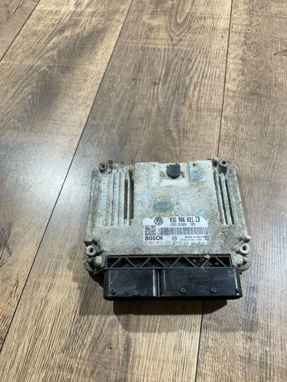 Dzinēja vadības bloks – Skoda Octavia Mk2 (1Z) (2004-2013)