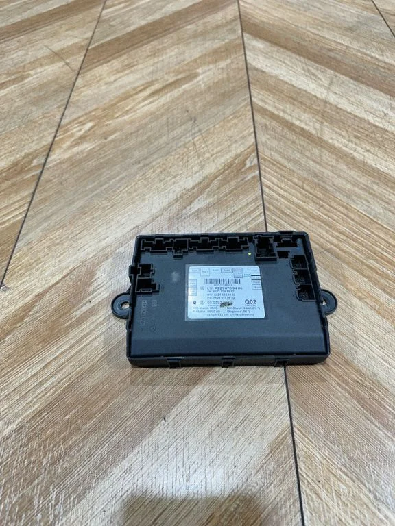 Other control units/modules A2218701087