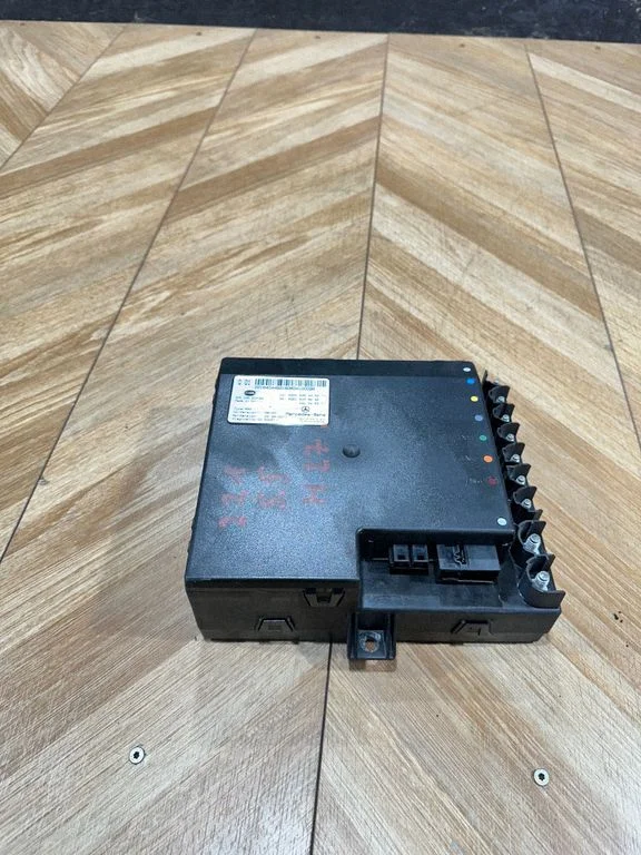 Other control units/modules A2215404462