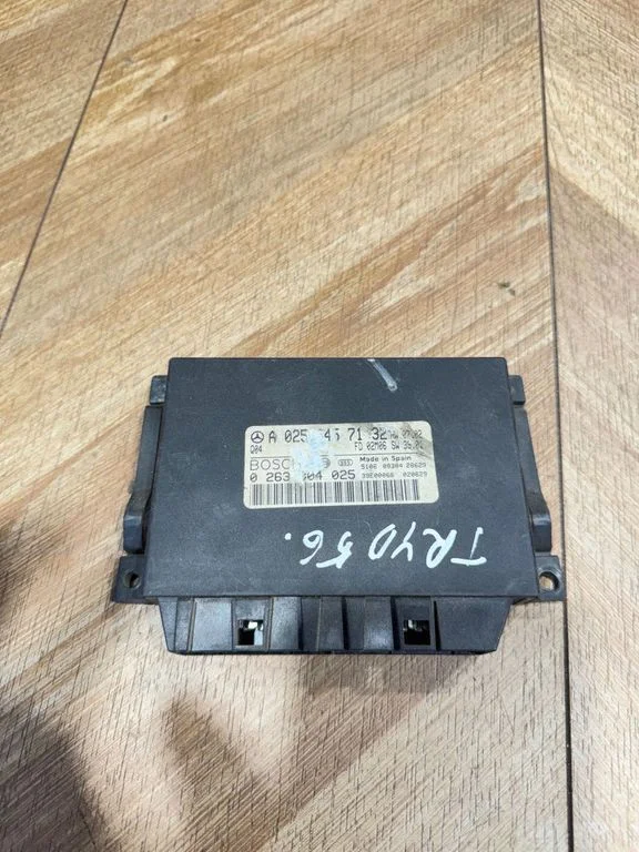 Parking PDC control unit/module – Mercedes-Benz E-Class W211 (2002-2009)