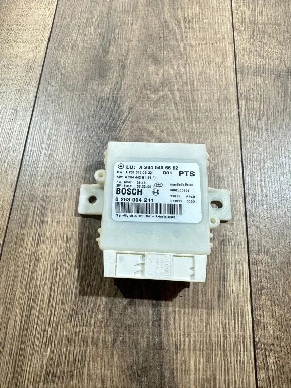 Parking PDC control unit/module – Mercedes-Benz C-Class AMG W204 (2007-2014)