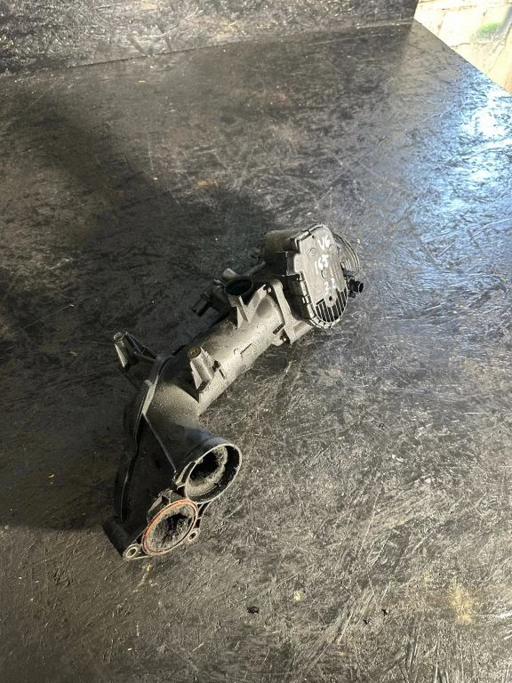 Throttle valve – Mercedes-Benz S-Class W221 (2005-2013)