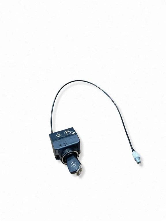 Aizdedzes slēdzene – Mercedes-Benz E klase W211 (2002-2009)