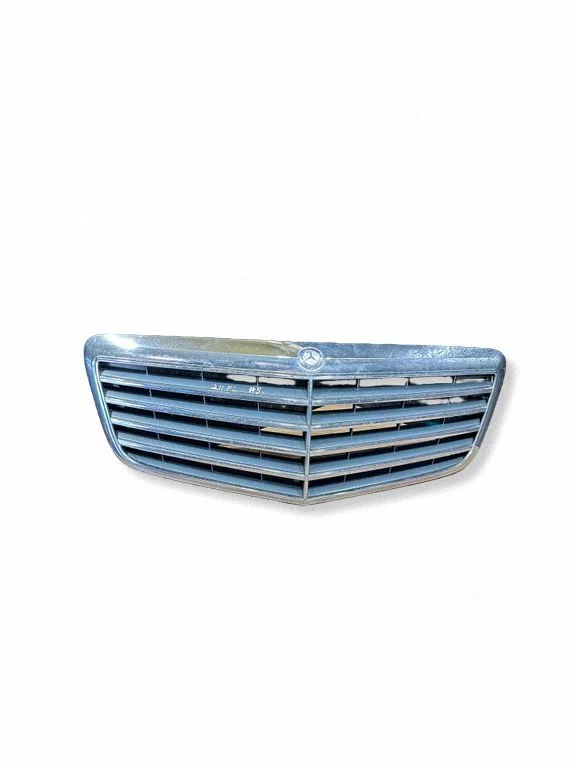 Front grill – Mercedes-Benz E-Class W211 (2002-2009)