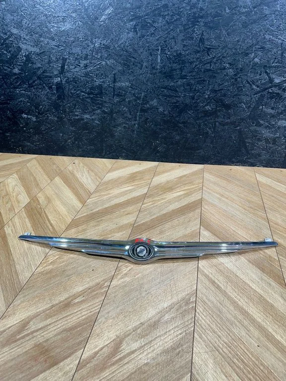 Front grill 04857662AD