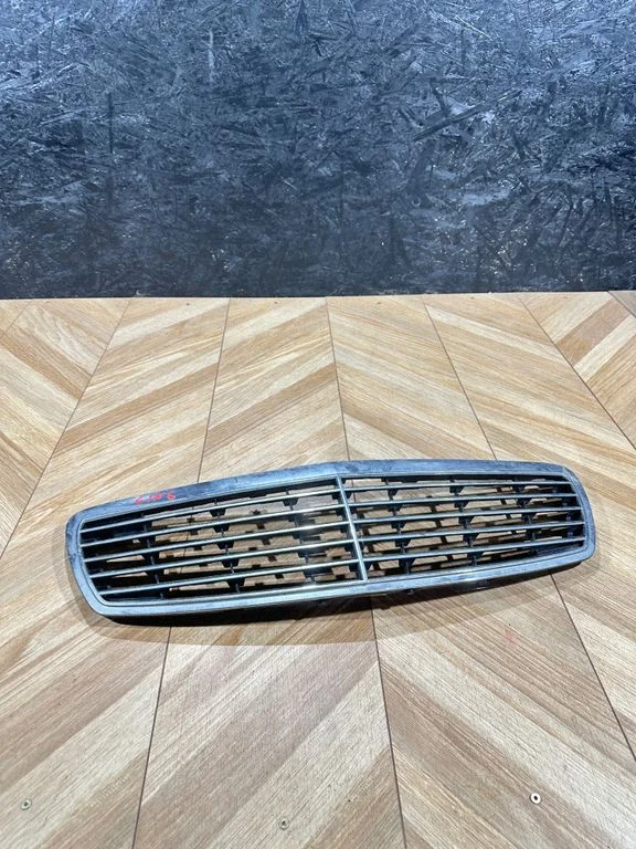 Front grill A2118800583