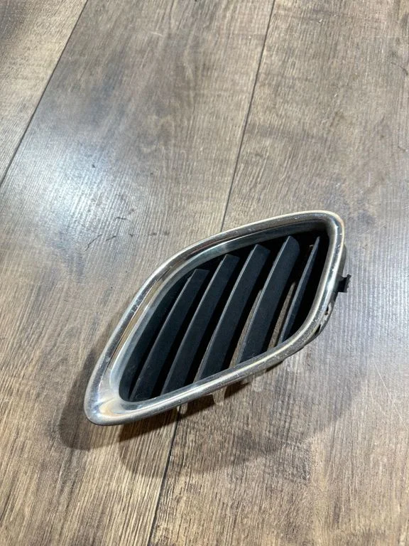 Atrapa przednia (grill) – Saab 9-3 Ver2 (2003-2007)