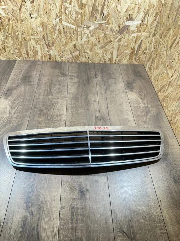 Front grill A2208800383